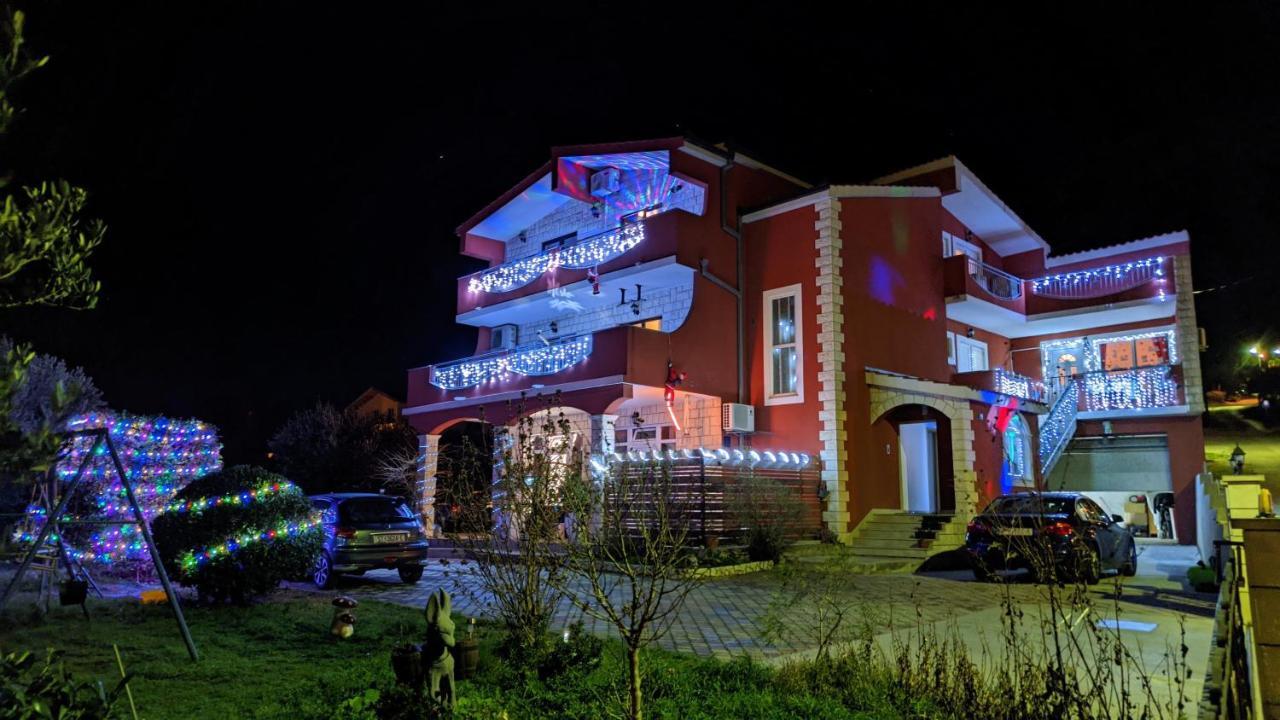 Modern Apartment Near Split & Trogir Kaštela エクステリア 写真