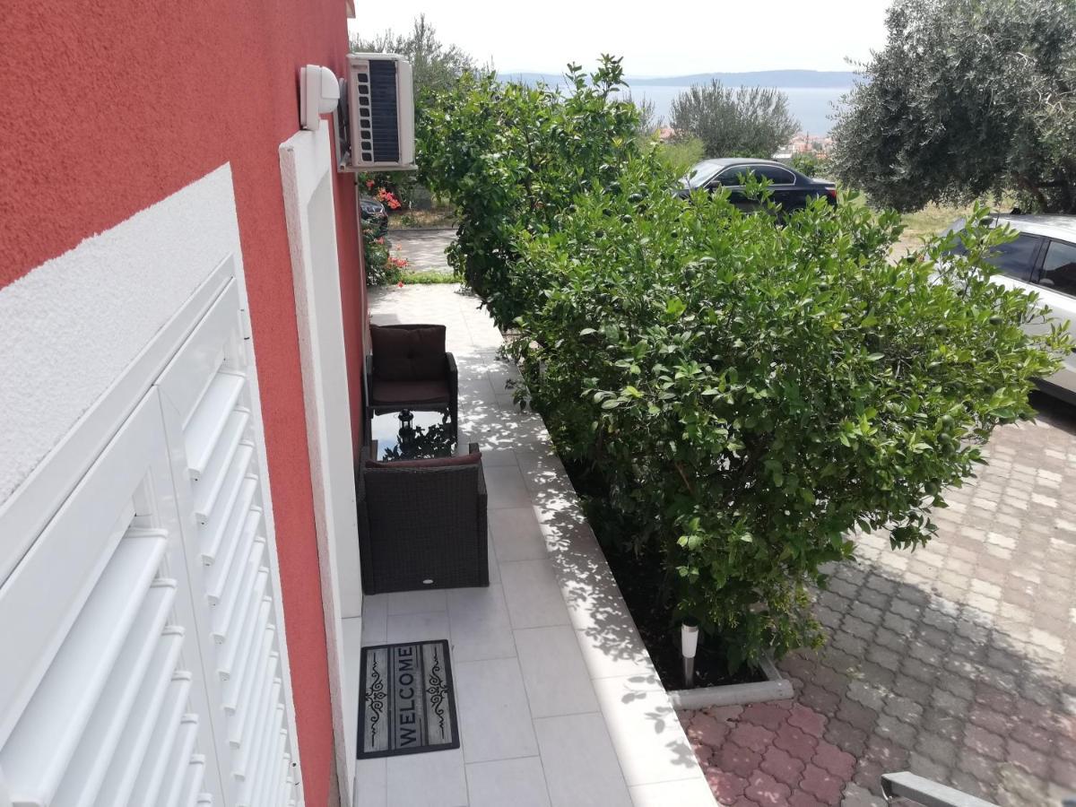 Modern Apartment Near Split & Trogir Kaštela エクステリア 写真
