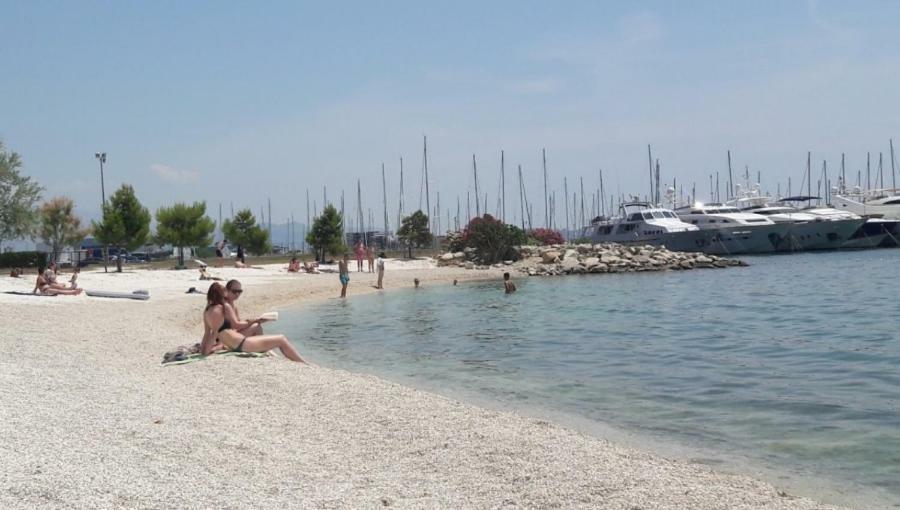 Modern Apartment Near Split & Trogir Kaštela エクステリア 写真