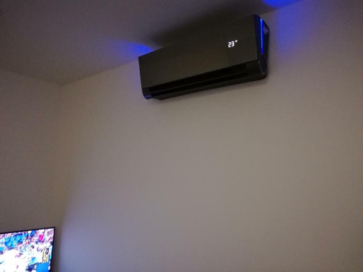 Modern Apartment Near Split & Trogir Kaštela エクステリア 写真