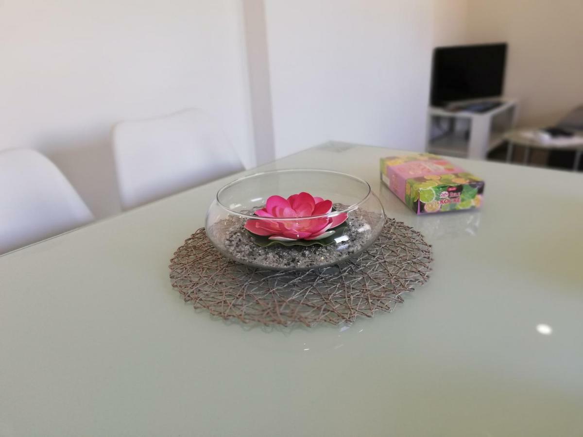 Modern Apartment Near Split & Trogir Kaštela エクステリア 写真